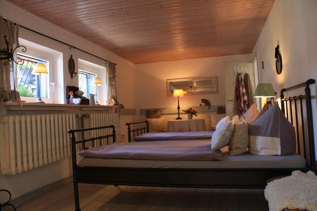 Ferienwohnung "Theresa" room 2